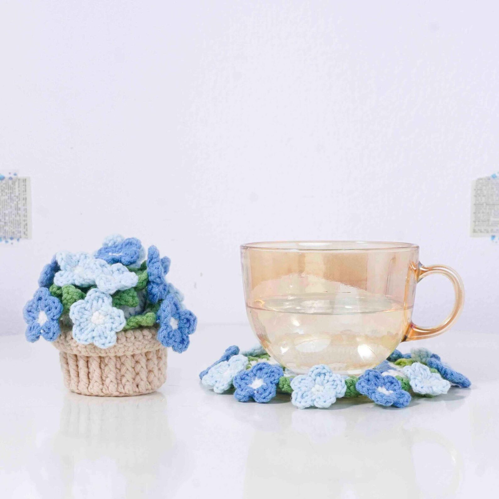nemophila crochet flower coaster pattern