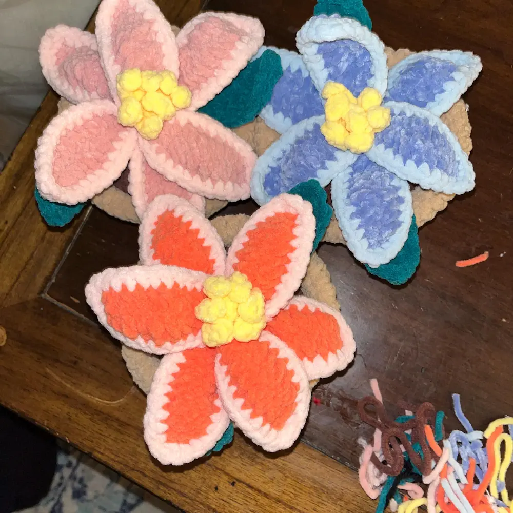 Pink Lily Flower Pot Crochet Pattern photo review