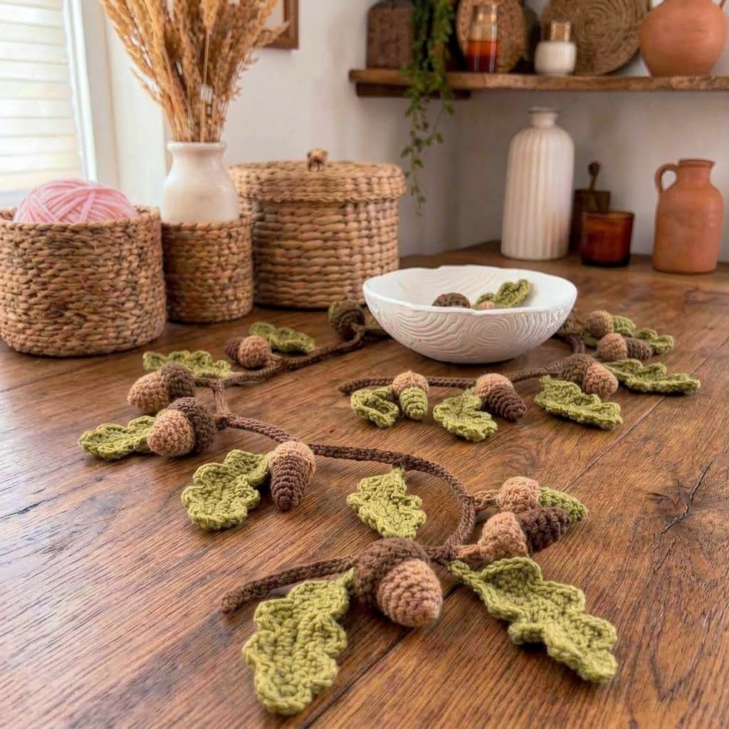 Acorns & Oak Leaves Crochet Pattern